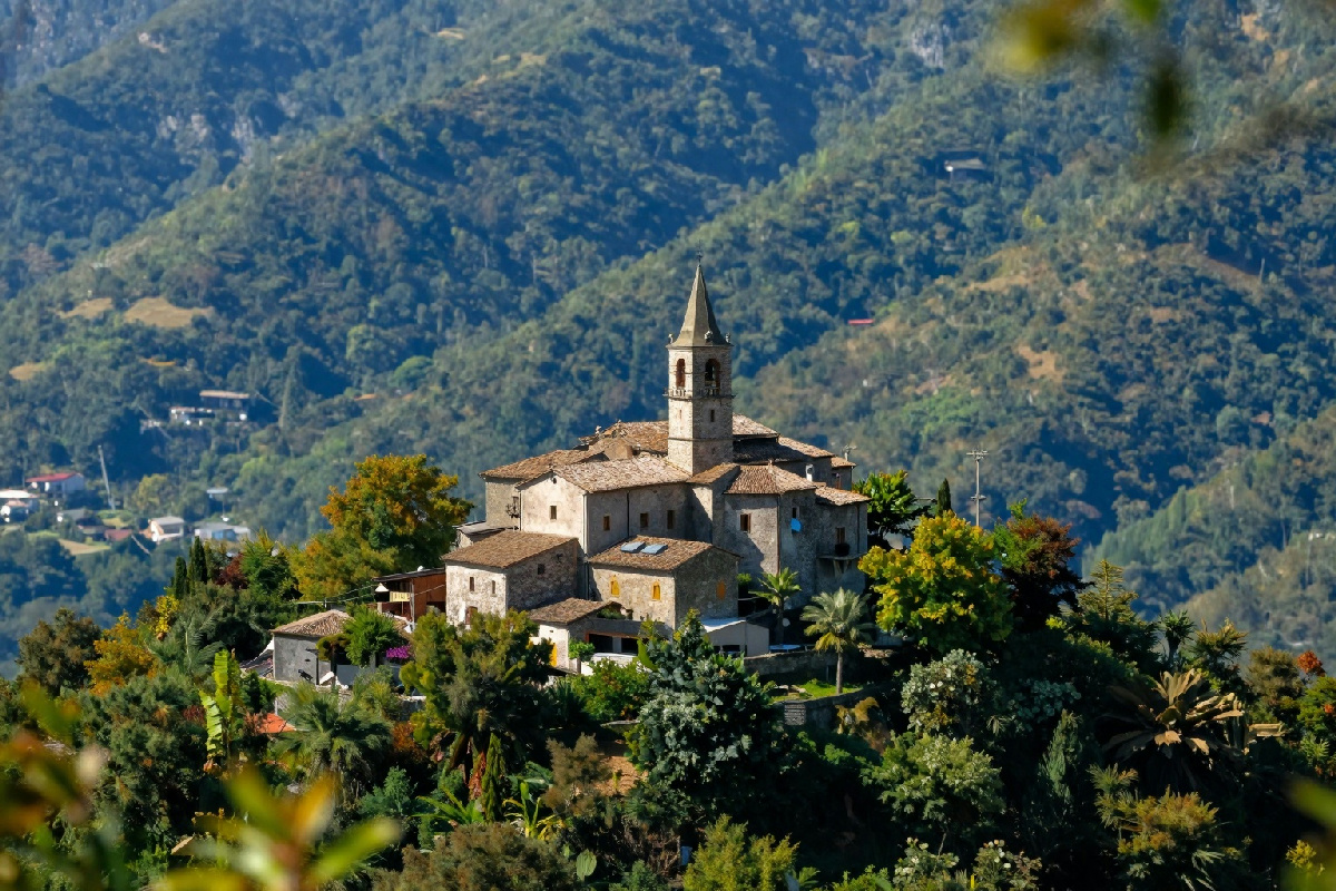 La piazza più piccola d'Italia: un angolo affascinante dove il tempo sembra essersi fermato